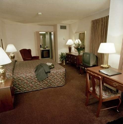Congress Hotel & Suites Norcross Habitación foto